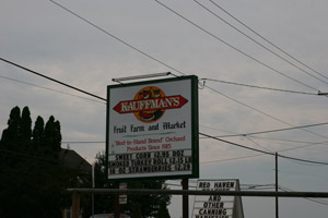 Kaufmans Fruit Market - Meteorite Search Landmark