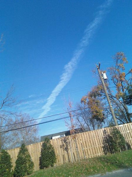 Space Shuttle Contrail - November 16th, 2009 3:05 PM EST